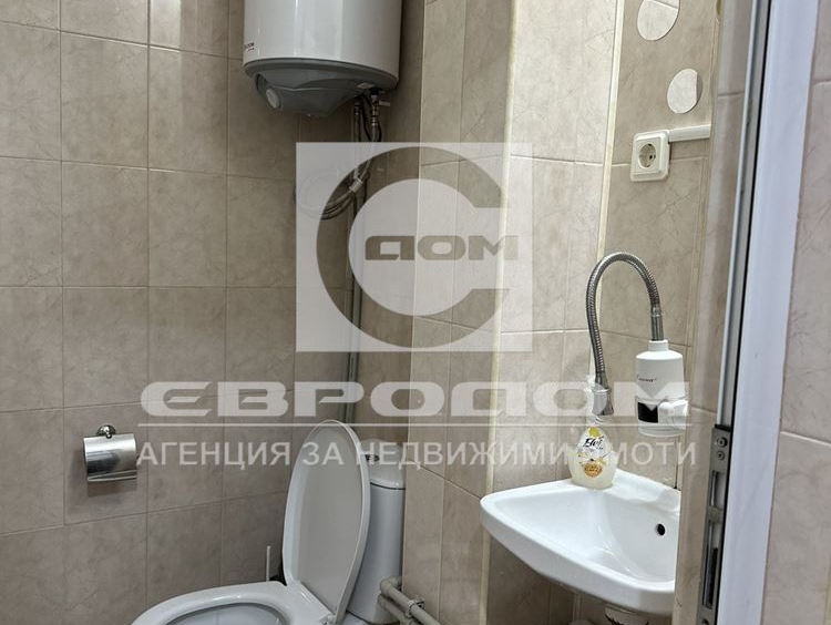 Партерено помещение - салон за красота - 0