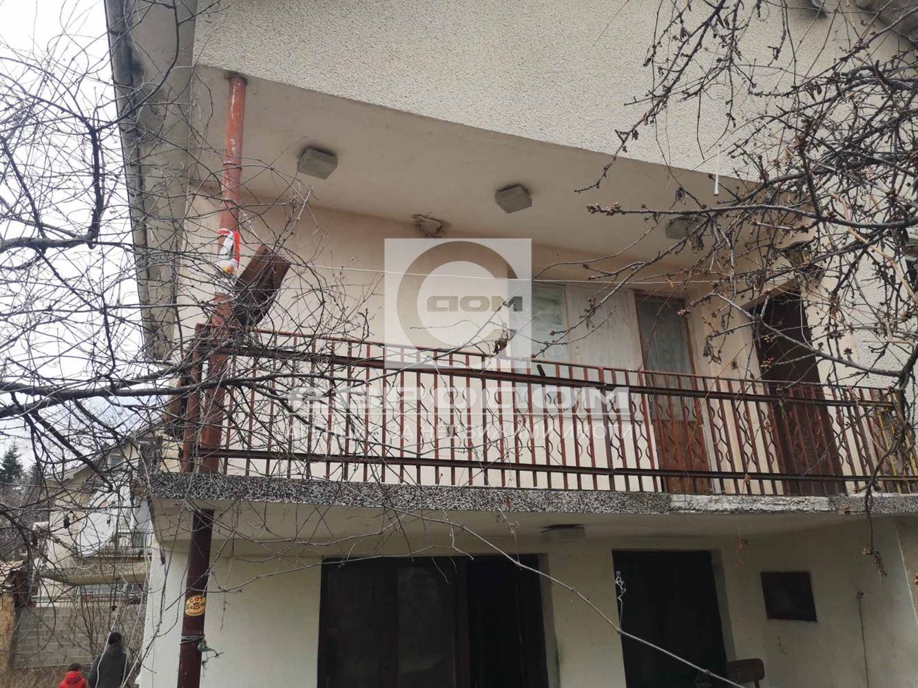 Масивна къща до комплекс " Терма " в село Ягода - 0