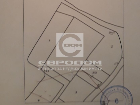 Продавам парцели за жилищно строителство на 7- ми километър - 0