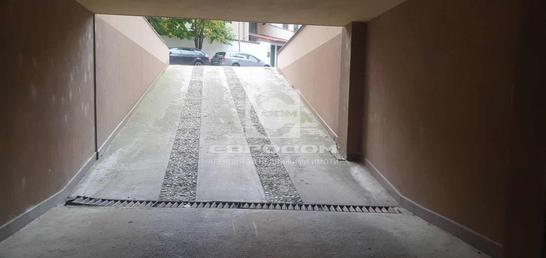 Гараж под наем до Билла- 1-0 Гараж под наем до Билла- 1 - 0