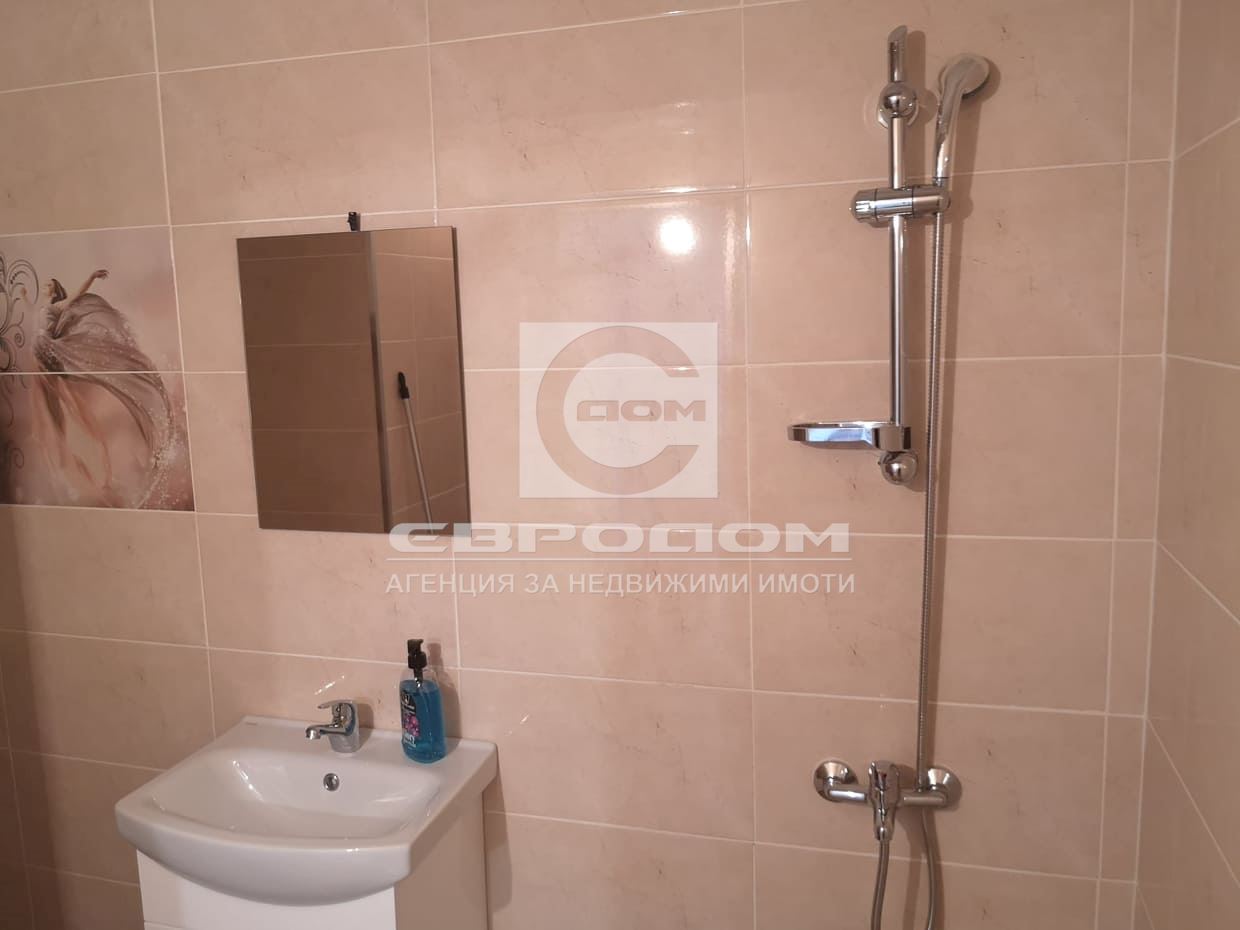 Обзаведен 2 с бокс, нов, над Билла- 1-0 Обзаведен 2 с бокс, нов, над Билла- 1 - 0