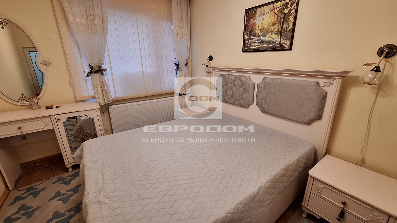 Изискан апартамент с две спални и газово отопление-0 Изискан апартамент с две спални и газово отопление - 0