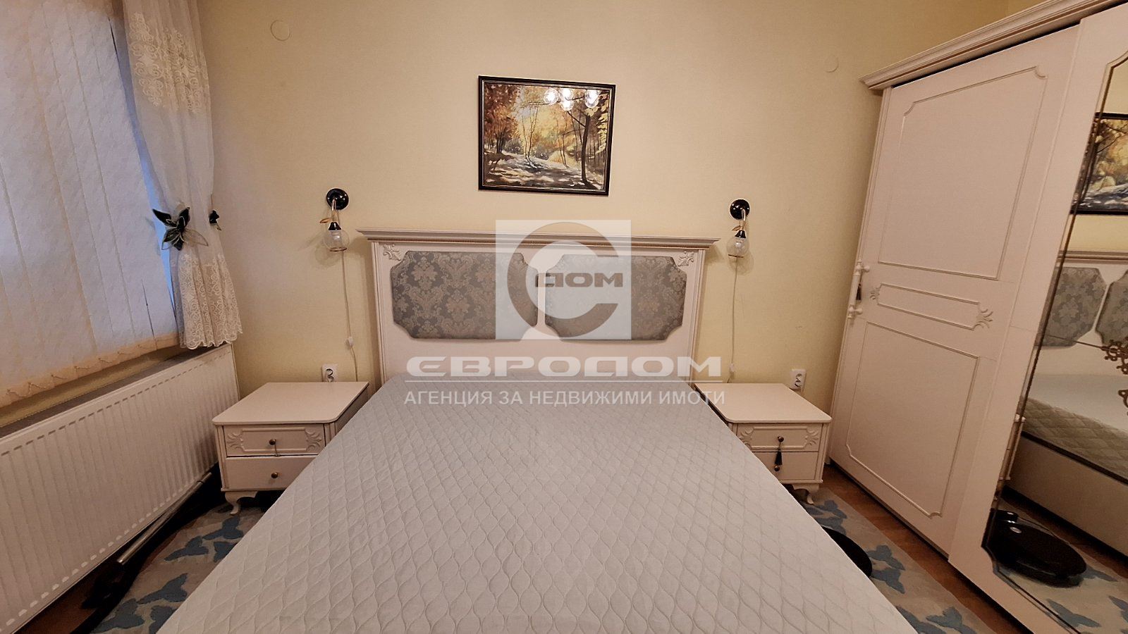 Изискан апартамент с две спални и газово отопление-0 Изискан апартамент с две спални и газово отопление - 0