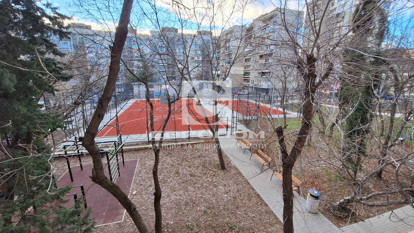 Гарсониера под наем в кв. Казански - 0