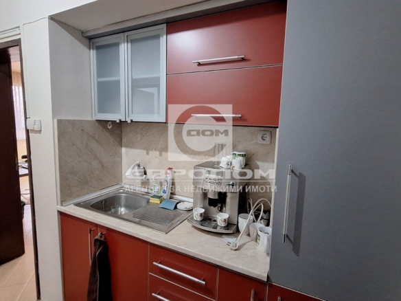 2- стаен апартамент, работещ като офис в момента - 0