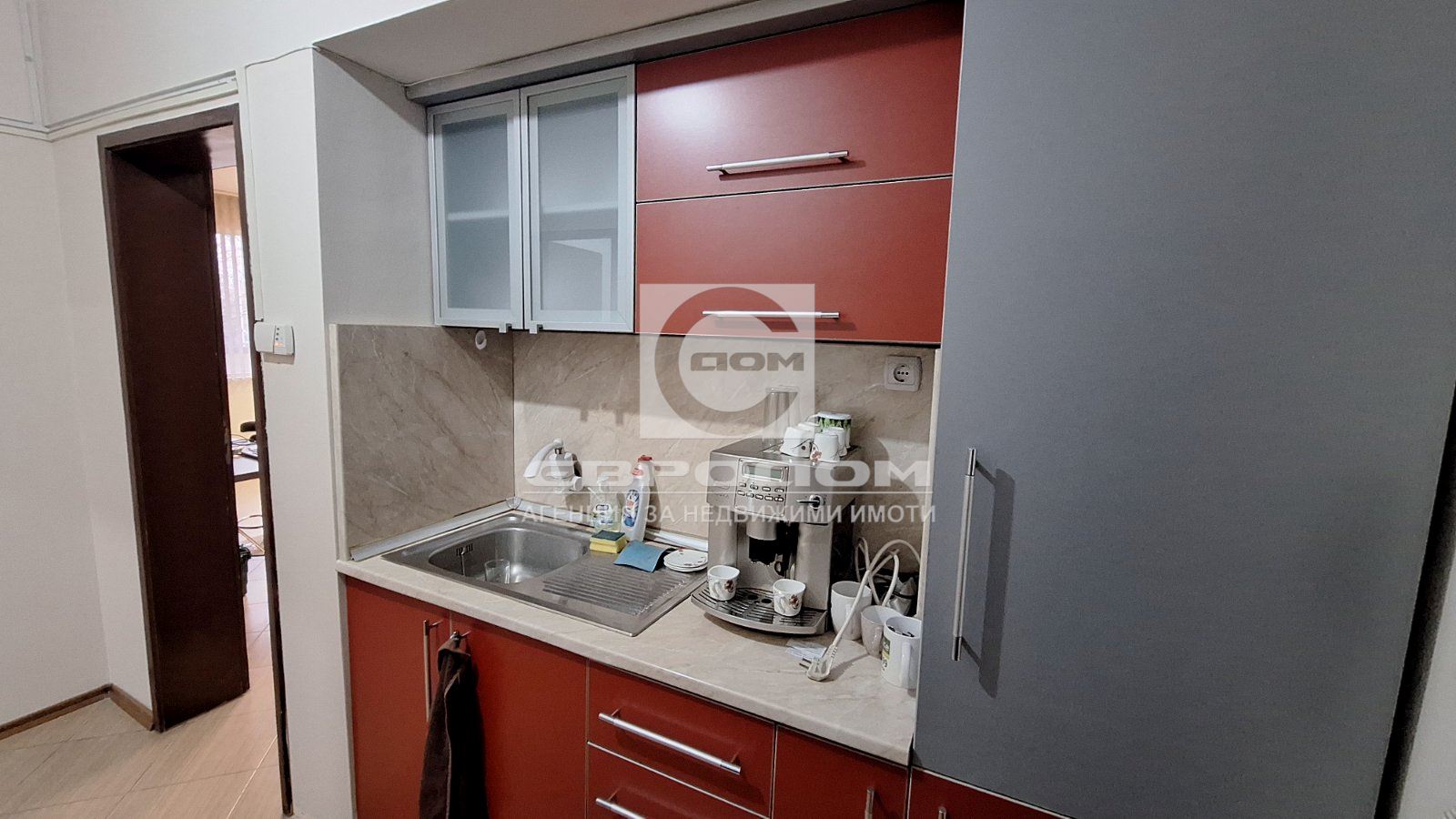 2- стаен апартамент, работещ като офис в момента - 0