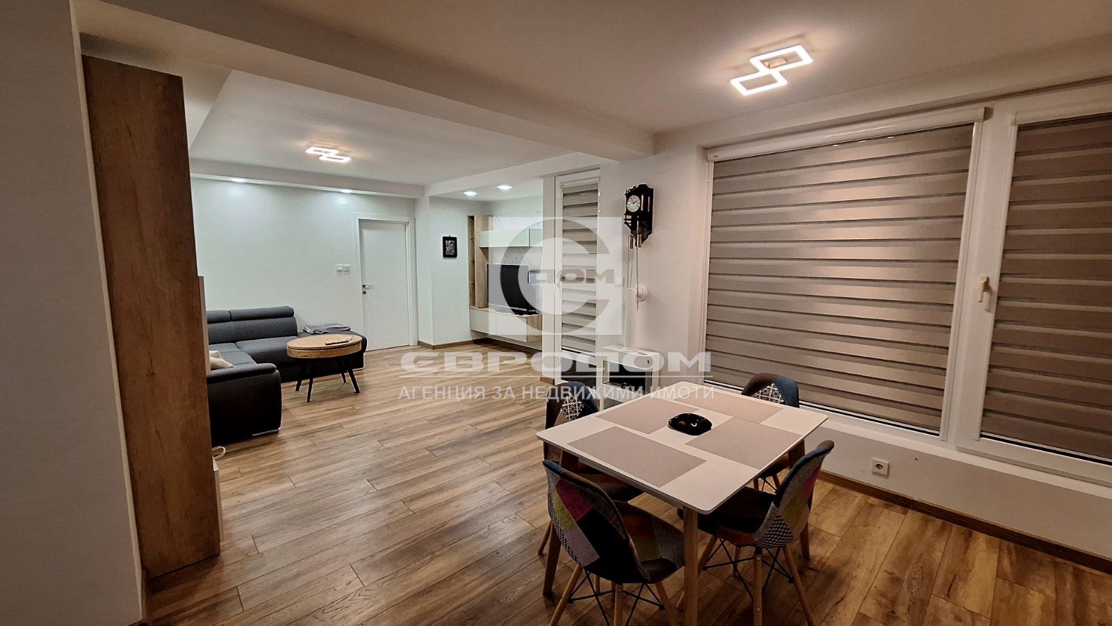 Светъл тристаен дом в сърцето на града – до Телевизионния сервиз - 0