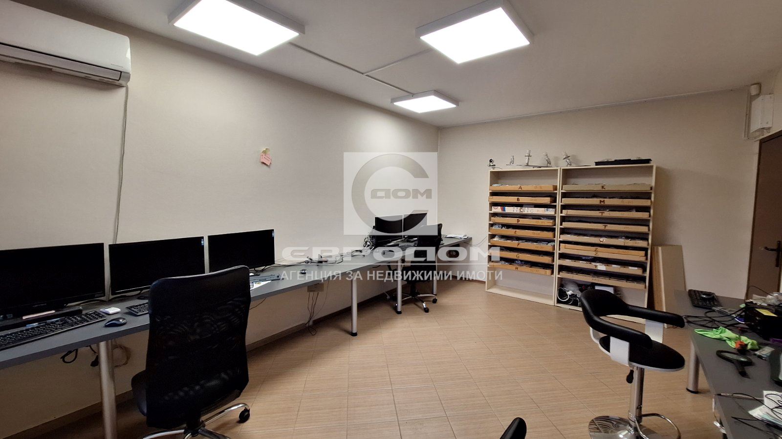 2- стаен апартамент, работещ като офис в момента - 0