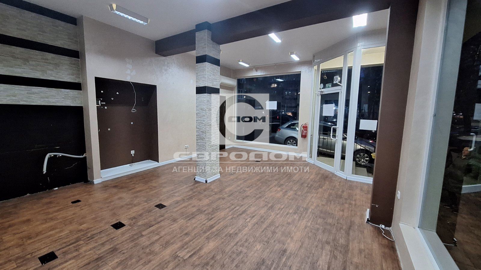 Давам под наем магазин в широк център на Стара Загора-0 Давам под наем магазин в широк център на Стара Загора - 0