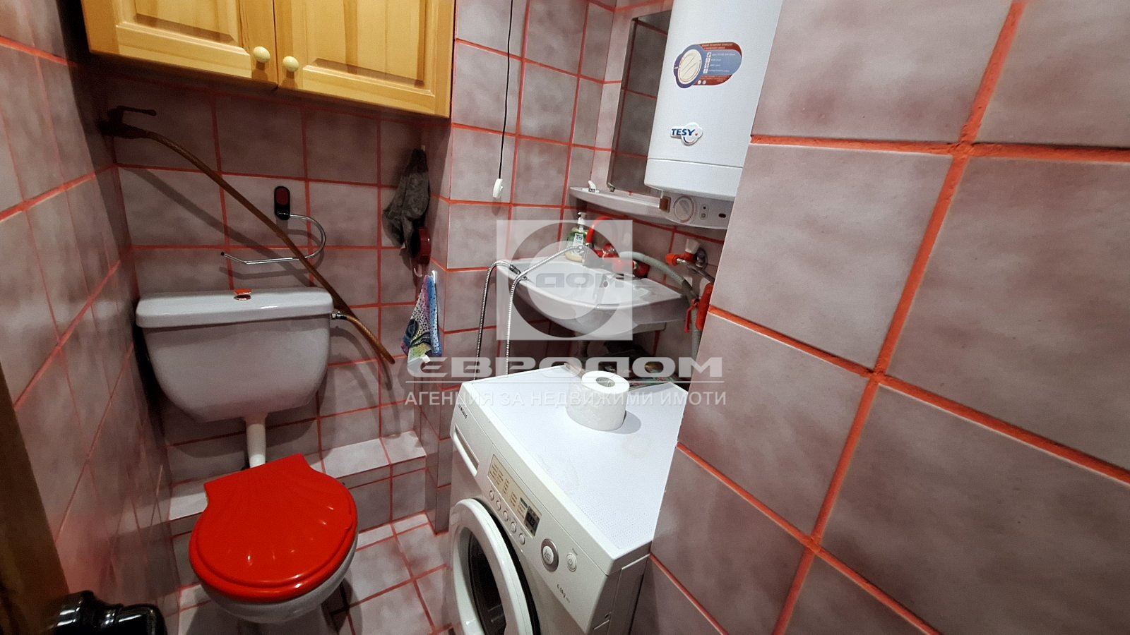 🏢 Просторен апартамент с панорамна гледка – кв. „ Васил Левски “, град Казанлък - 0