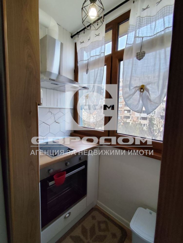 Под наем двустаен апартамент в кв. Опълченски - 0