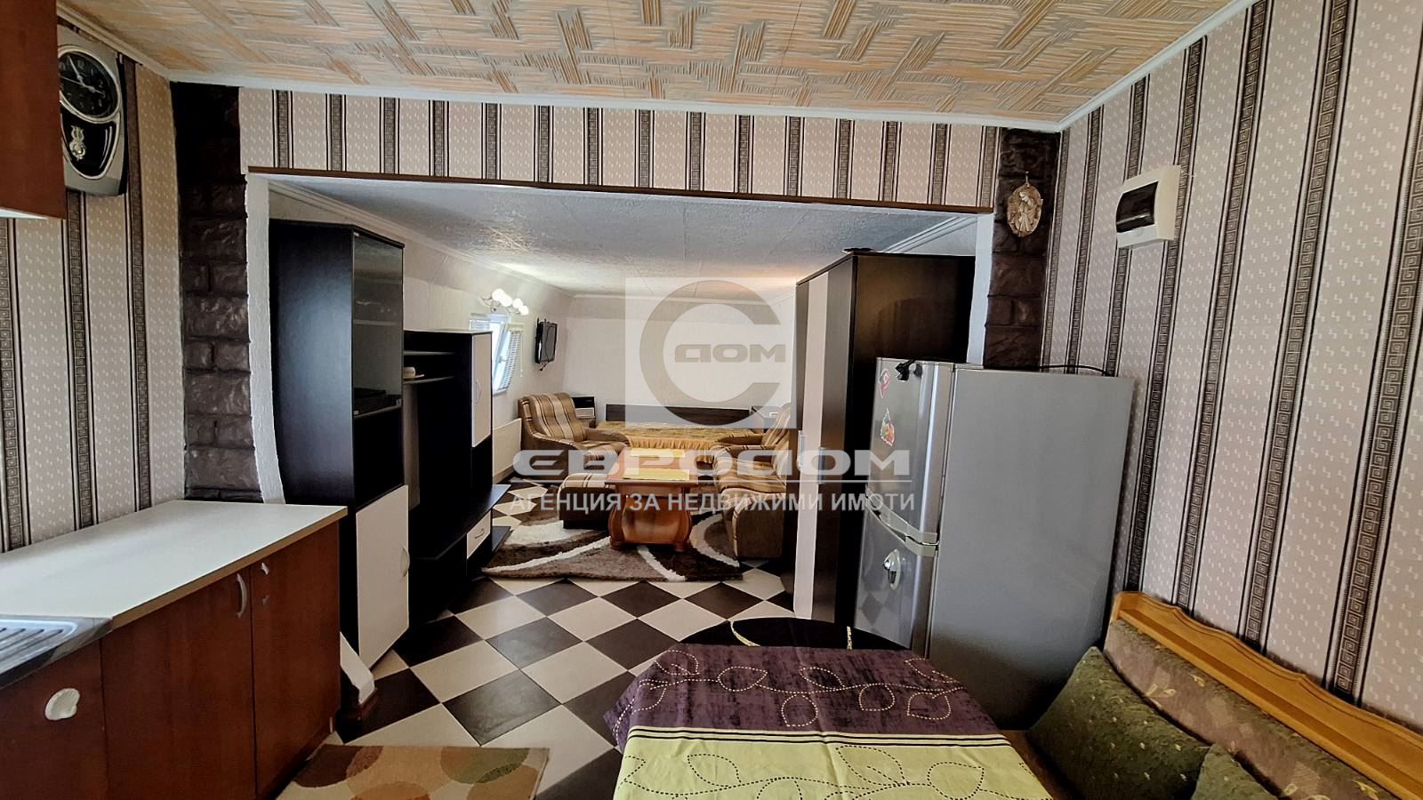 Уютна малка вила под наем в кв. Самара 3 - 0