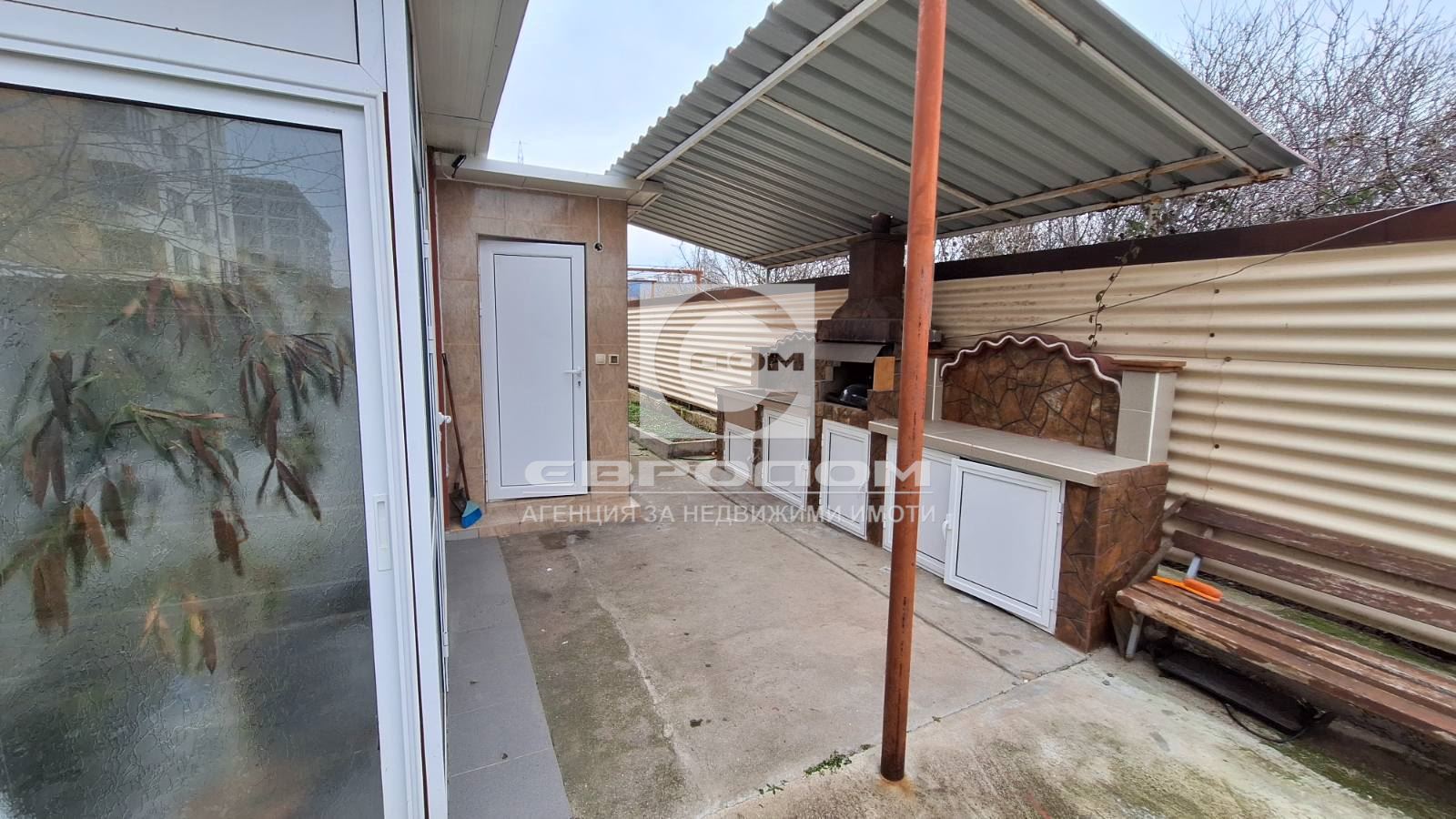 Уютна малка вила под наем в кв. Самара 3 - 0