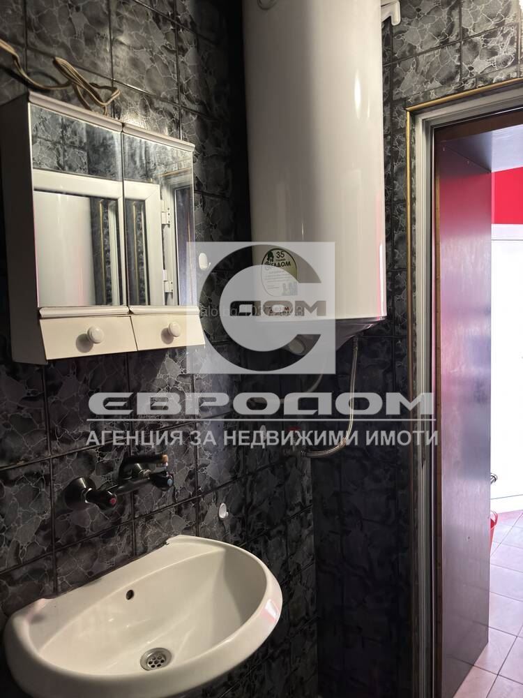 Давам под наем обзаведен с 2 спални до хотел " Тангра" - 0