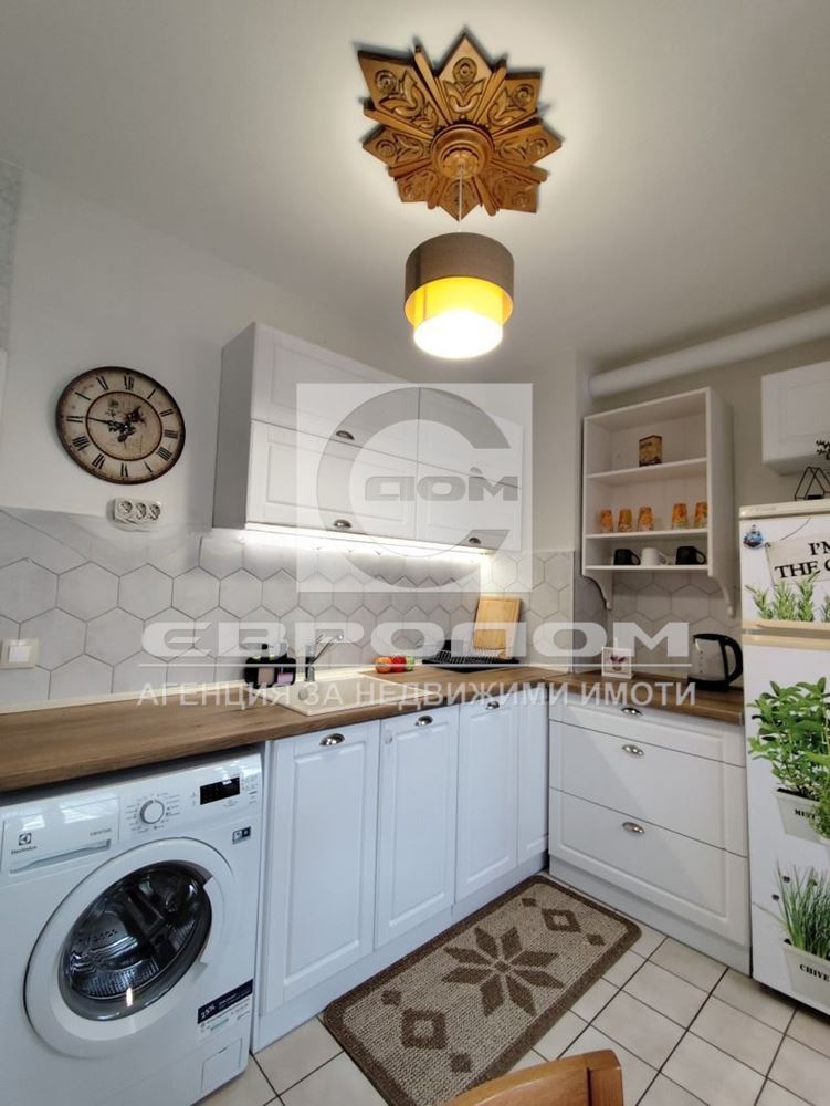 Под наем двустаен апартамент в кв. Опълченски - 0