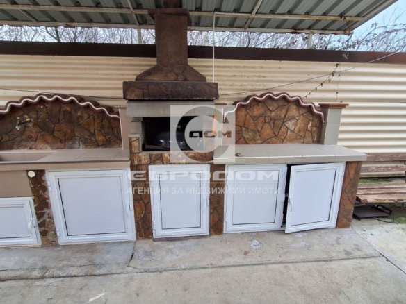 Уютна малка вила под наем в кв. Самара 3 - 0