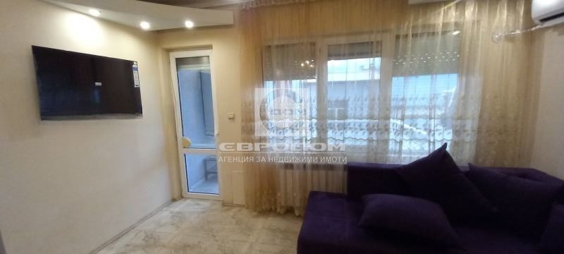 2- стаен под наем в широк център - 0