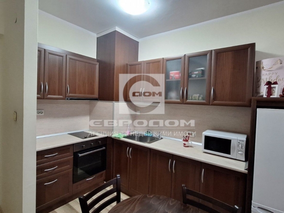 Продавам обзаведен 1- стаен апартамент в кв. Железник - 0