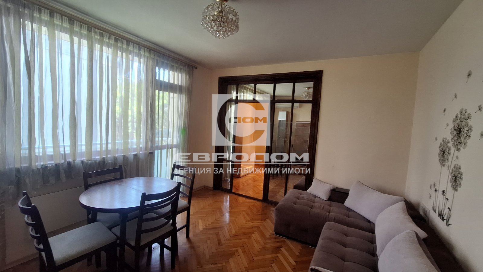 Продавам тристаен апартамент центъра на гр. Стара Загора-0 Продавам тристаен апартамент центъра на гр. Стара Загора - 0