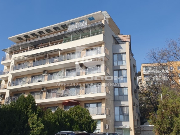 Търговски обекти и паркоместа в Три чучура, блок 96 - 0