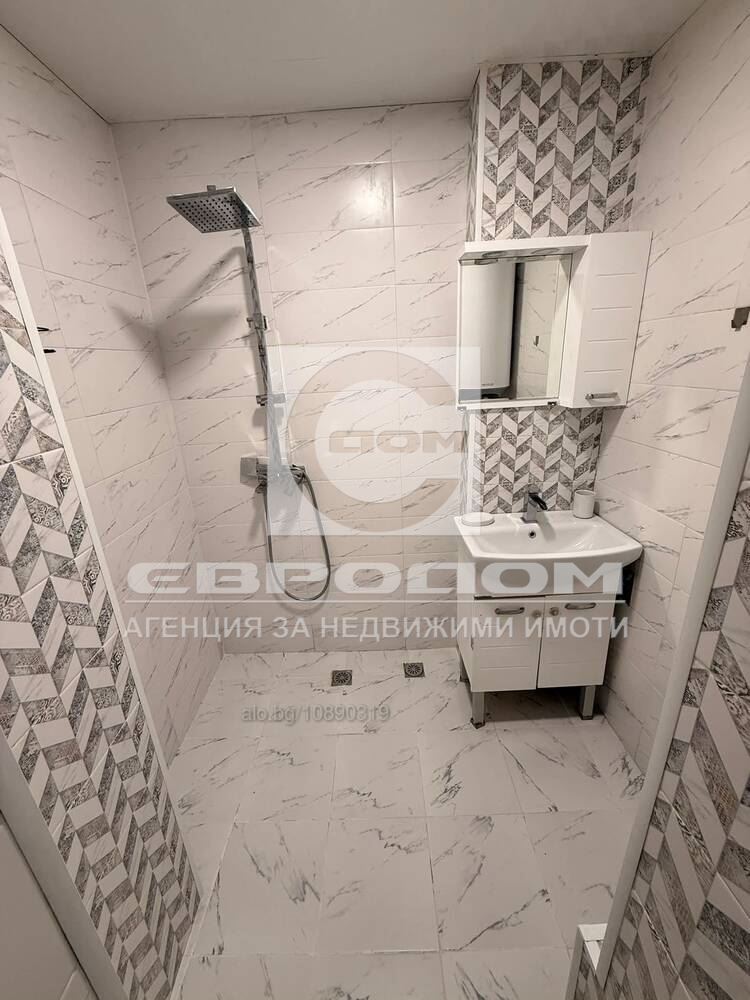 3- стаен под наем в района на 6- то ОУ - 0