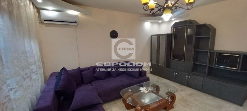 2- стаен под наем в широк център - 0