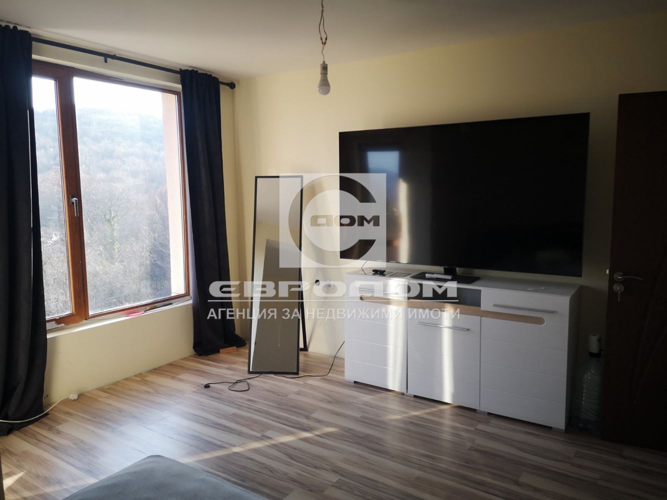 Голяма къща в село Борилово - 0