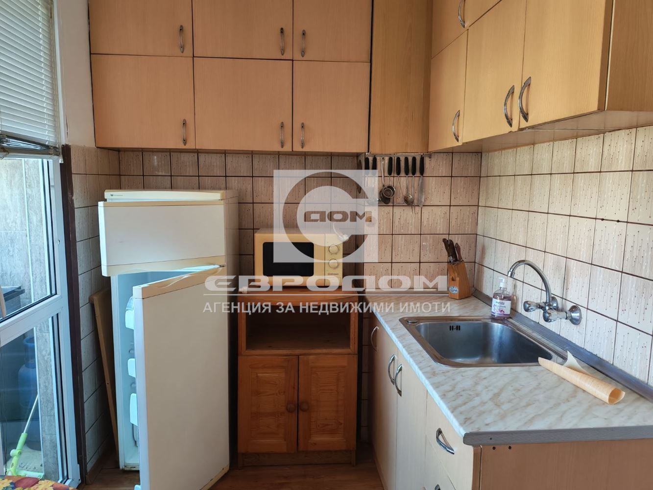 Под наем тристаен до МОЛ Галерия - 0