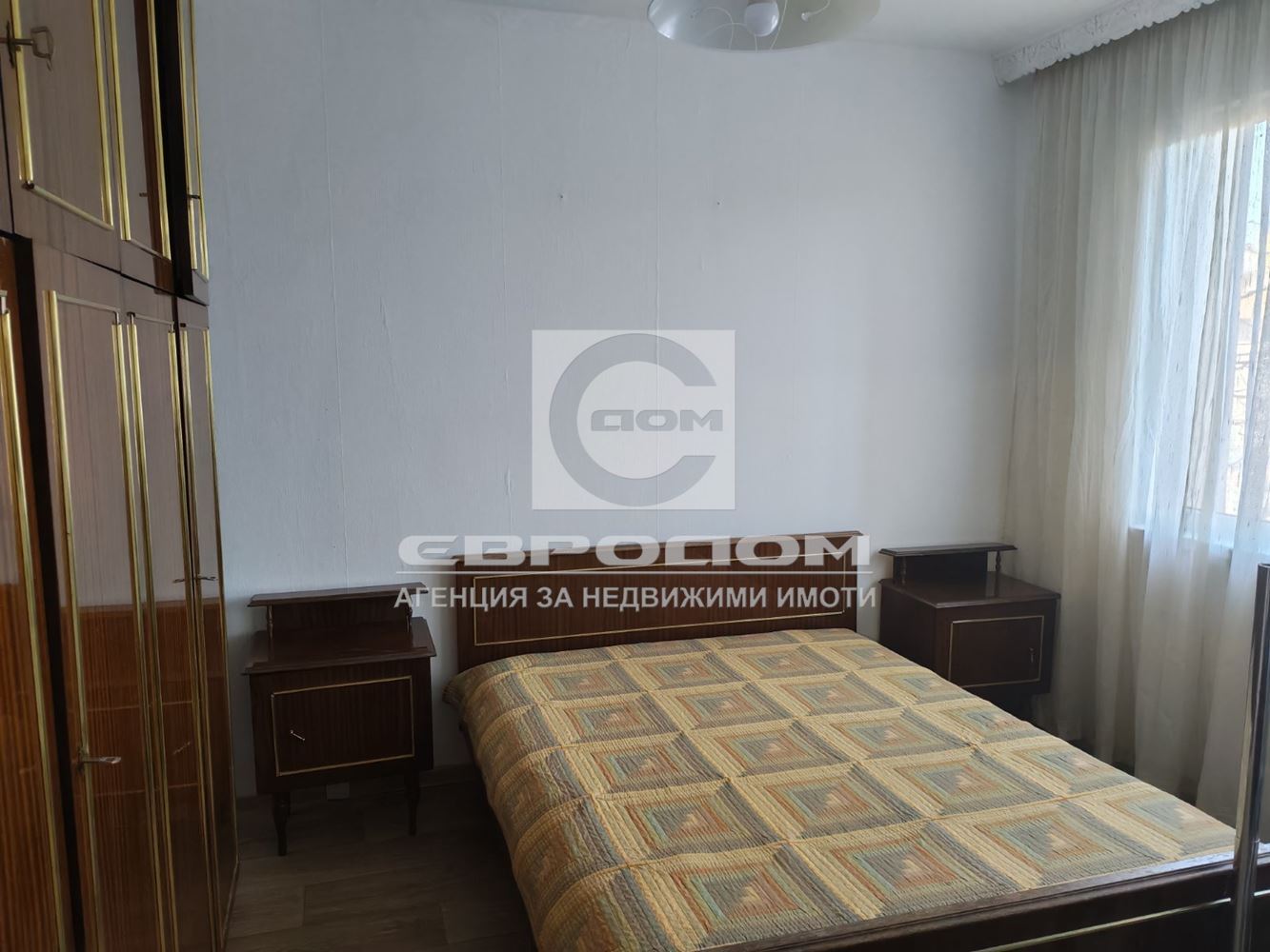 Под наем тристаен до МОЛ Галерия - 0