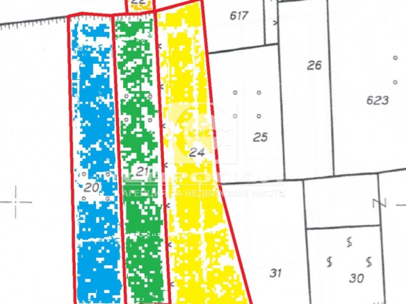 Продавам парцели в местност 7- ми километър - 0