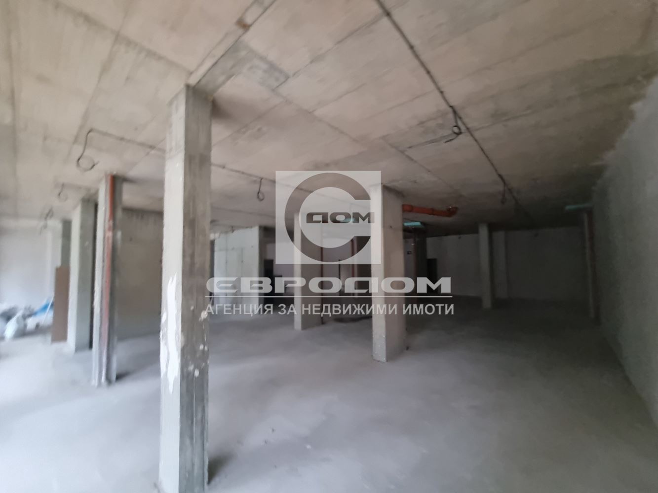 Под наем просторен магазин в кв. Загорка, гр. Стара Загора - 0