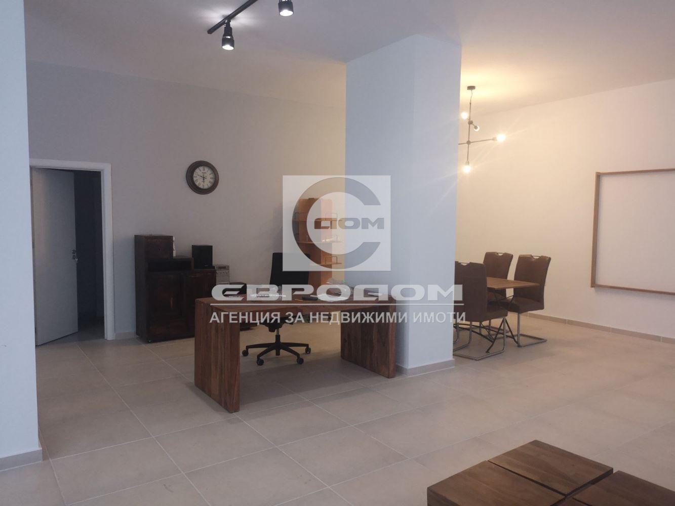 Отдавам магазин под наем с лице на Ген. Столетов - 0