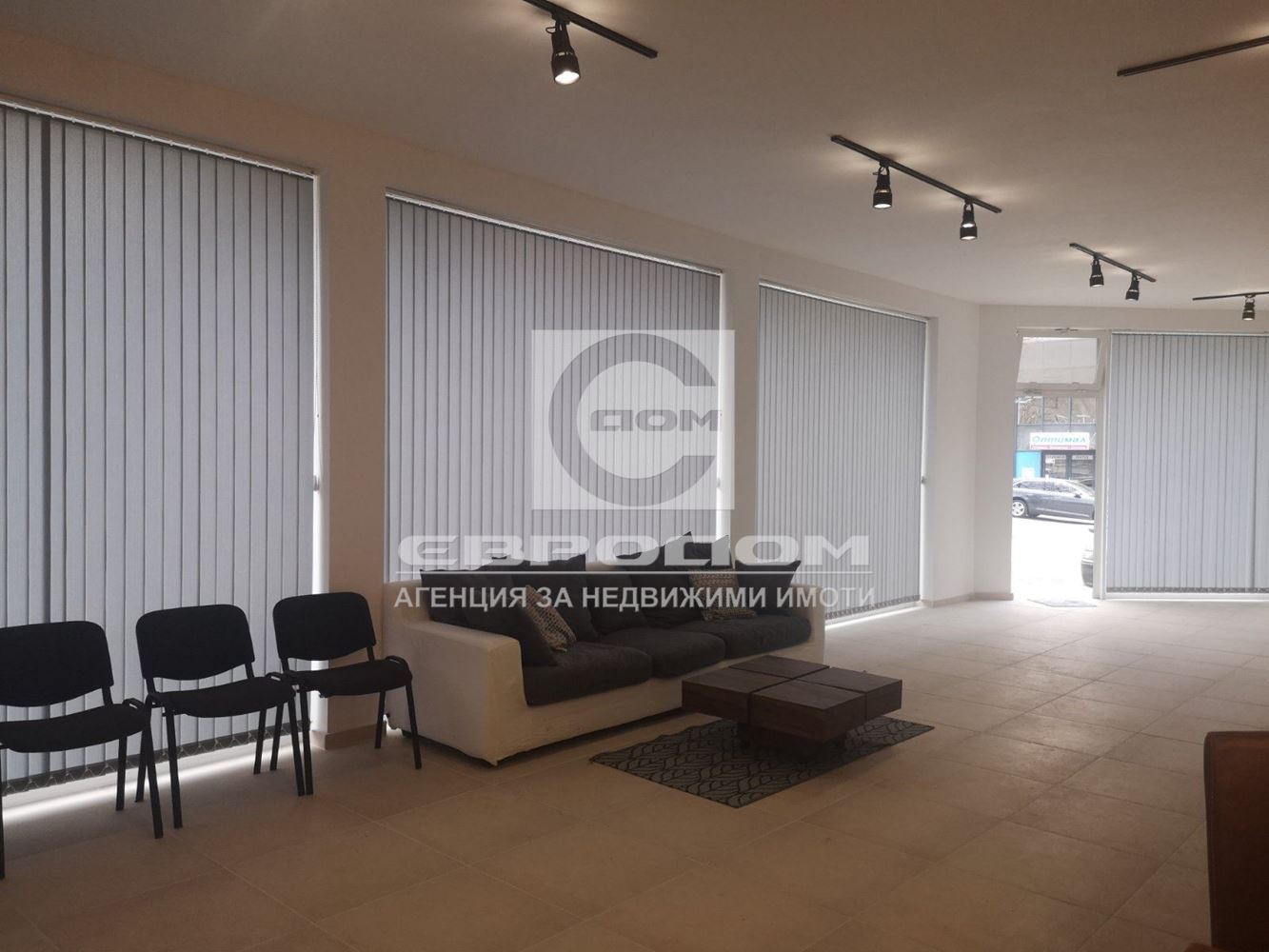 Отдавам магазин под наем с лице на Ген. Столетов - 0