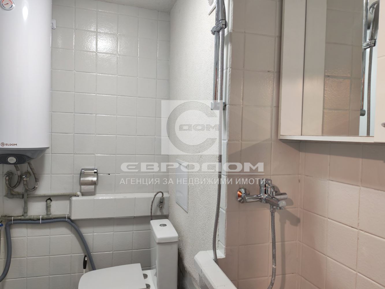 Под наем тристаен до МОЛ Галерия - 0