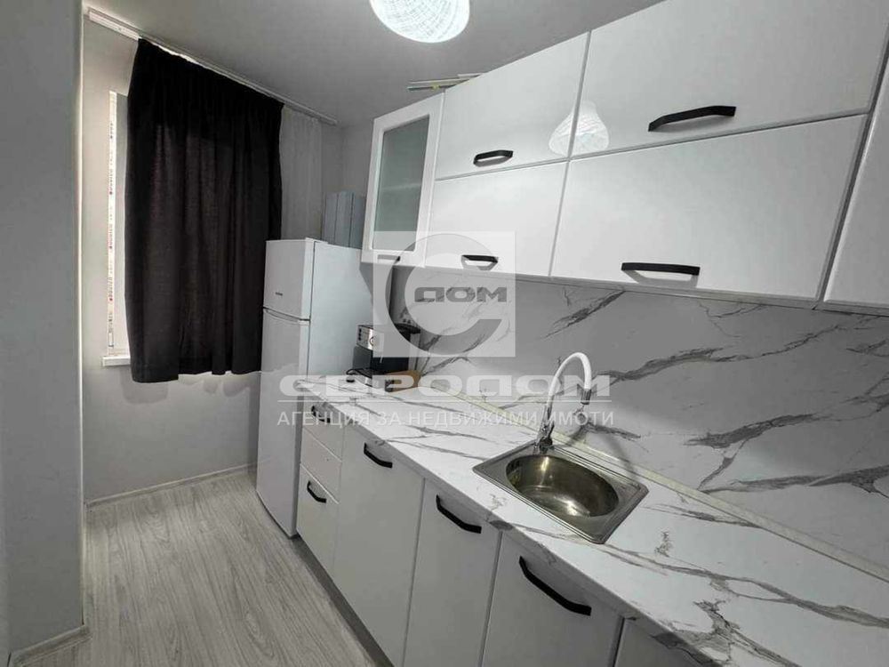 Продавам обзаведен 2- стаен апартамент в кв. Казански. - 0