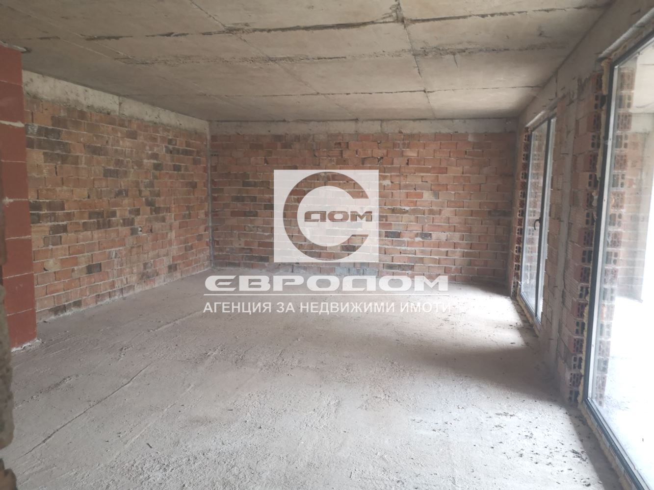 Продавам голяма къща в село Борилово - 0