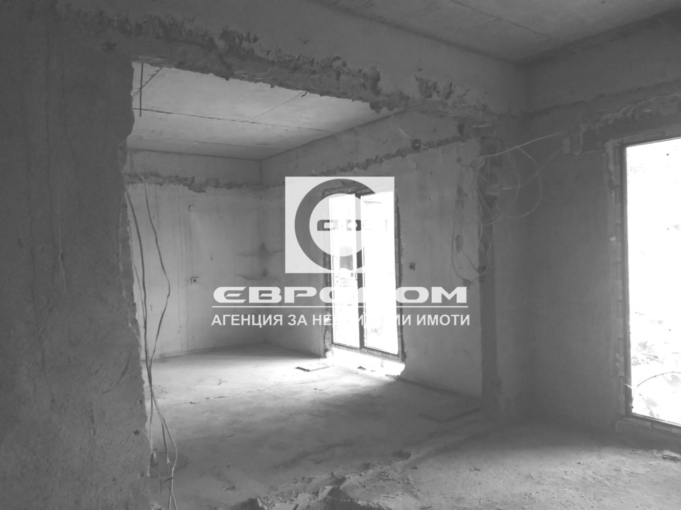 Продавам голяма къща в село Борилово - 0