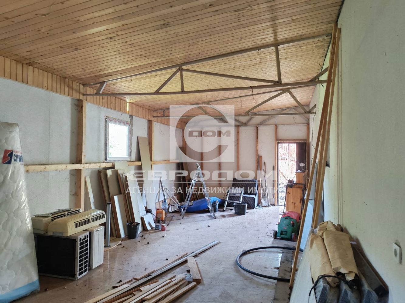 Нова къща в с . Кирилово - 0
