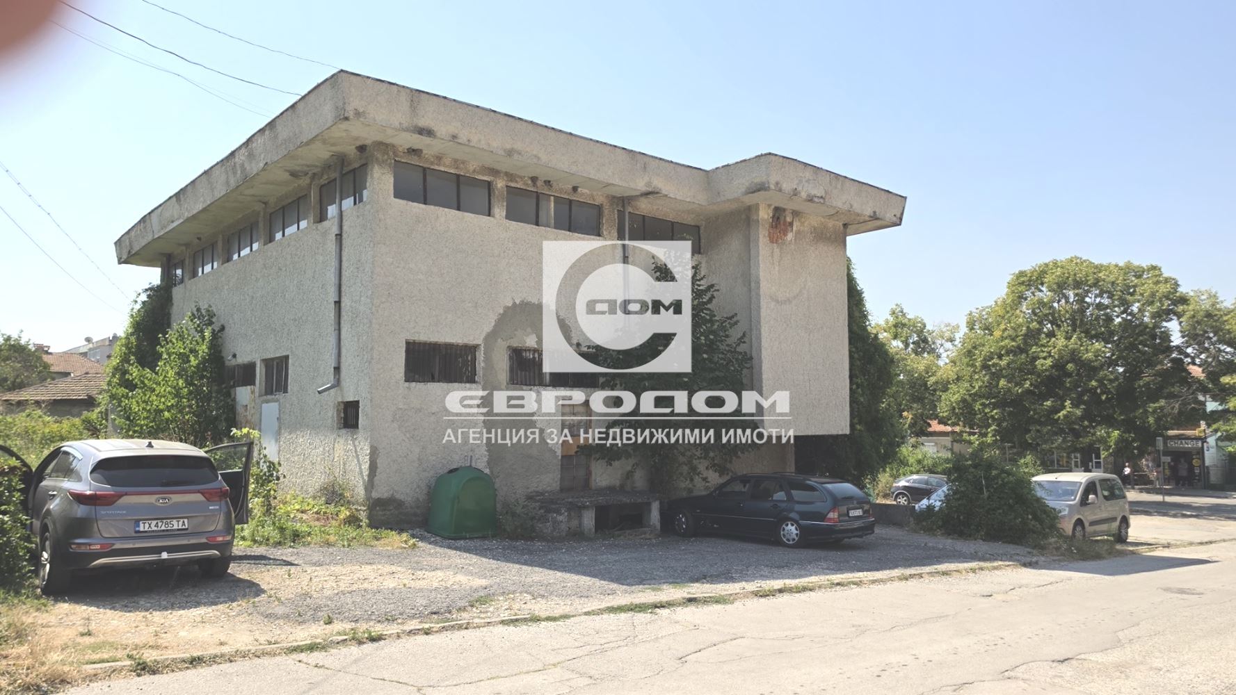 Многофункционална сграда в село Оброчище, общ. Балчик - 0