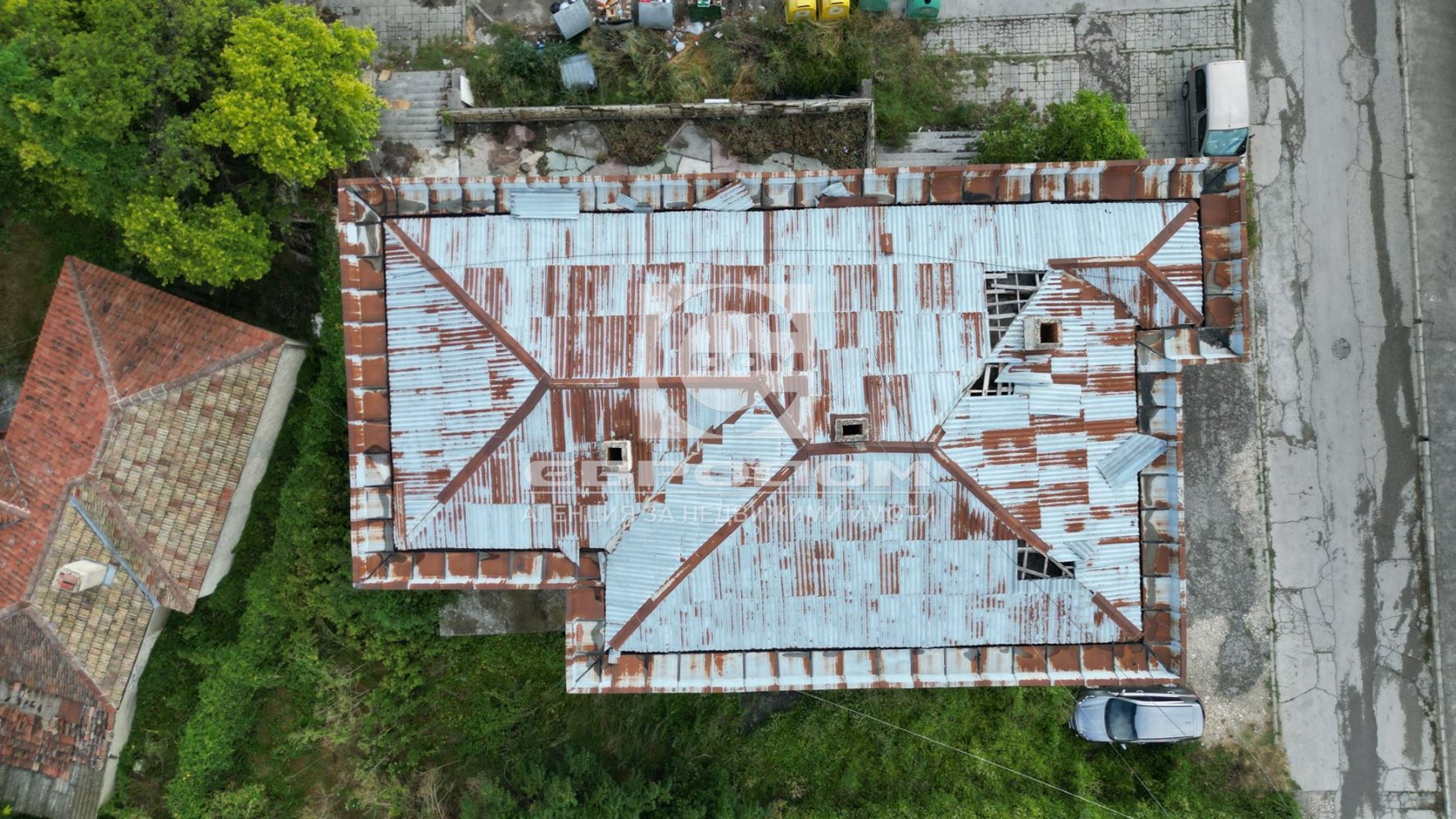 Многофункционална сграда в село Оброчище, общ. Балчик - 0