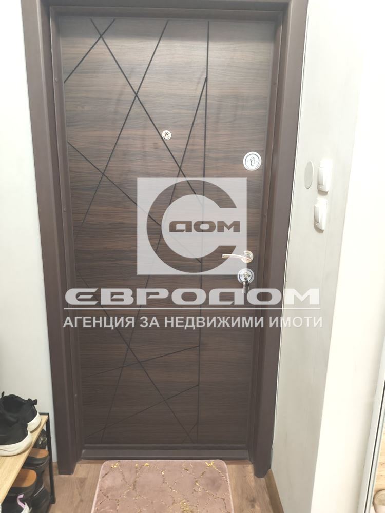 Боксониера с тераса - 0