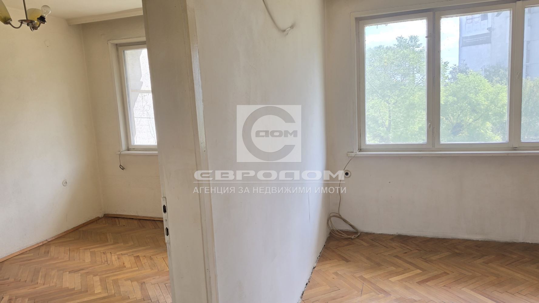 Продавам монолитен, 4- стаен, Ремиза - 0