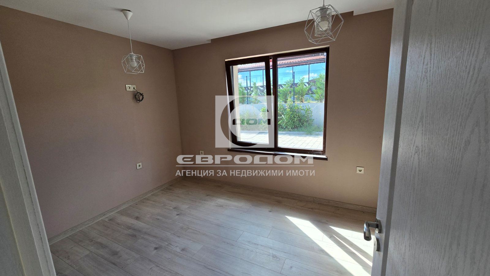 Продава нова къща в с. Малка Верея - 0