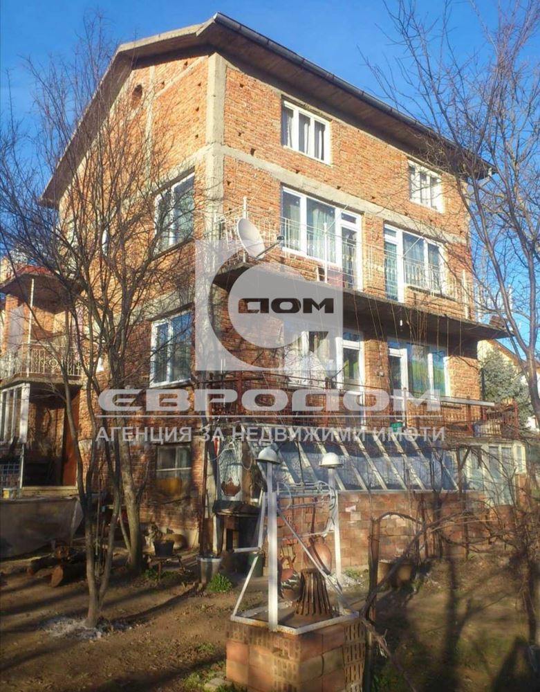 Къща с.Старозагорски бани Къща с.Старозагорски бани